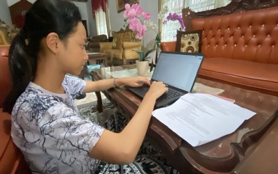 Selamat Datang dan Selamat Bergabung! Adik Safa Zhafira Sunarko Memanfaatkan Masa Jeda Sekolah untuk Belajar Microsoft Office
